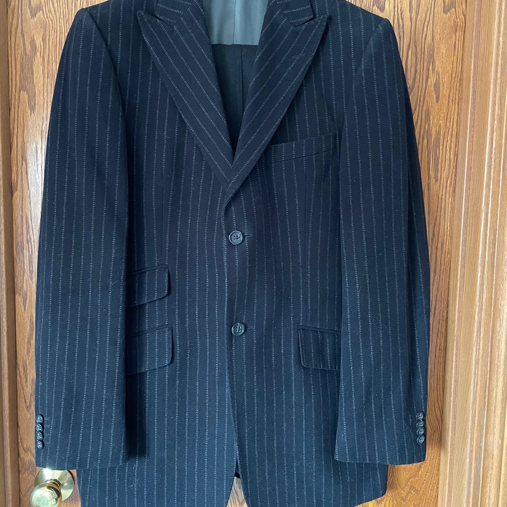 Banana Republic men’s pinstripe blazer